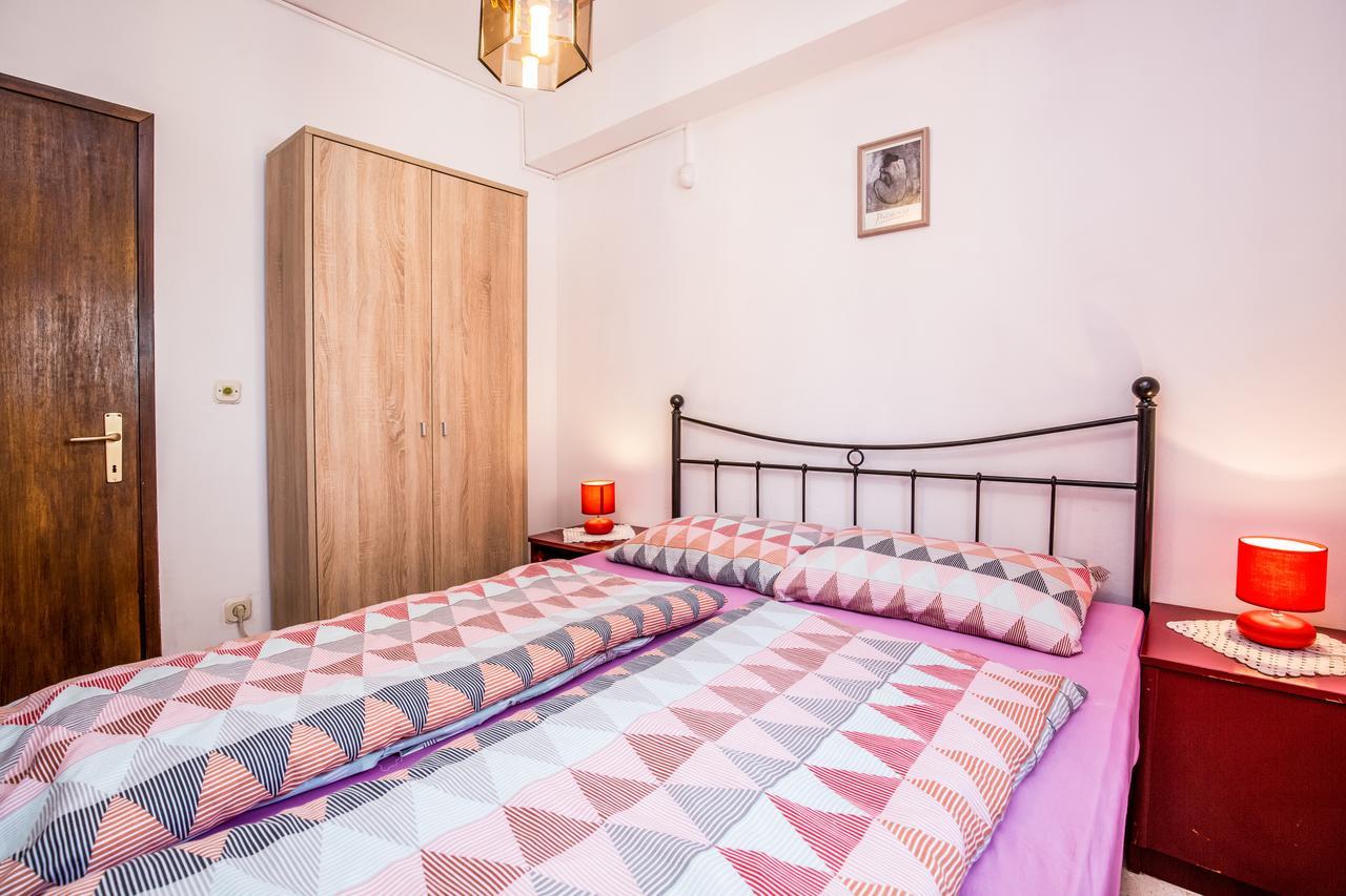 Apartment Carolina Ližnjan Buitenkant foto